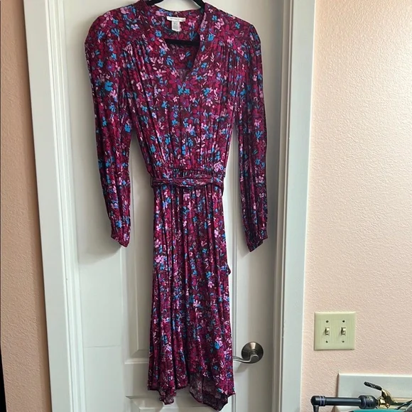 London Times | Dresses | London Times Pink And Purple Vneck Bishop Sleeve  Dress | Poshmark